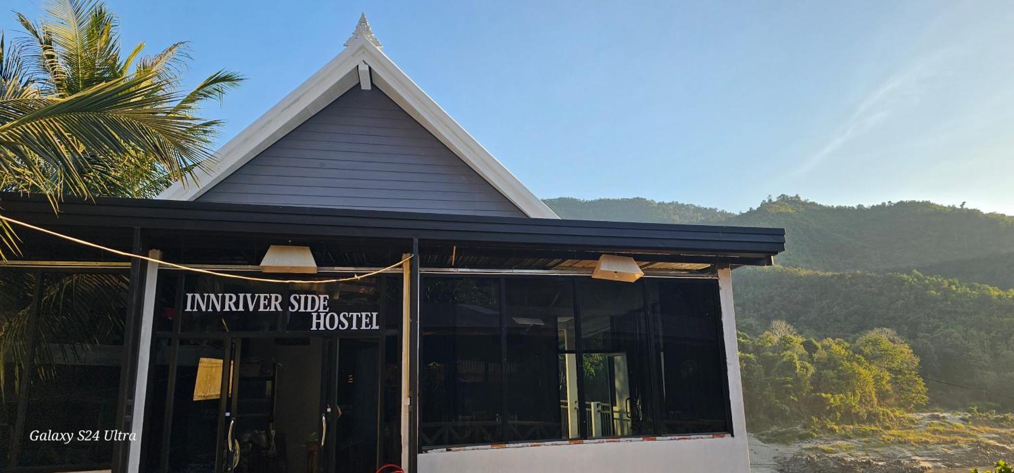 Inn Riverside Hostel Pb Muang Pakbèng Eksteriør bilde