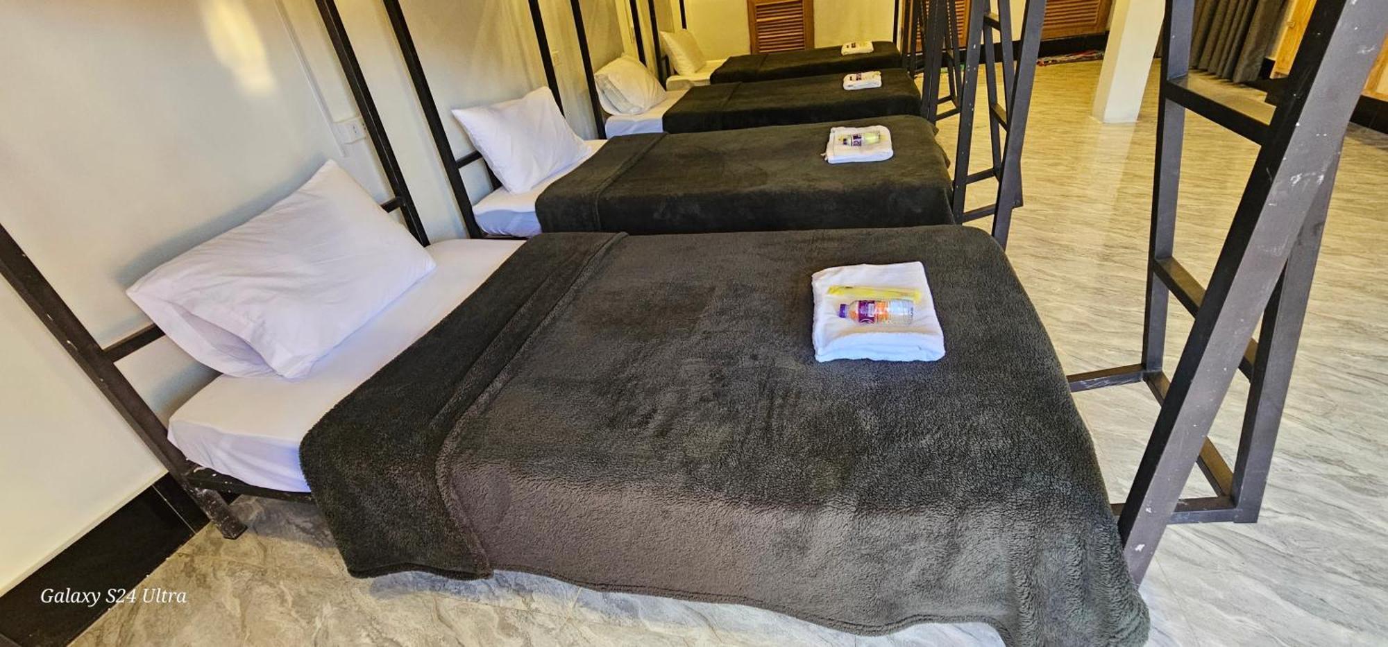 Inn Riverside Hostel Pb Muang Pakbèng Eksteriør bilde